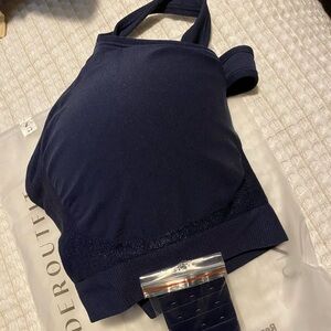 UNDEROUTFIT navy blue bra 2XL new with tags with extra back extender